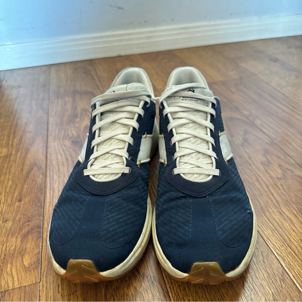 Tracksmith Eliot Runner - Navy Blue, Size 12, Lightly Worn